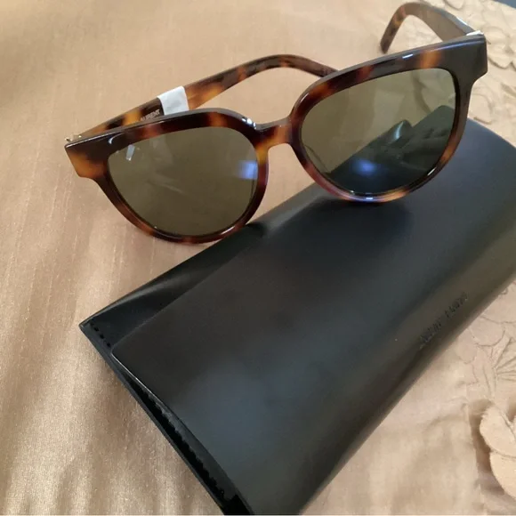 NEW 100% Authentic Saint Laurent YSL Sunglasses SL M28 005 55-16-145 Saint Laurent | Accessories | New 0 Authentic Saint Laurent  main image 2